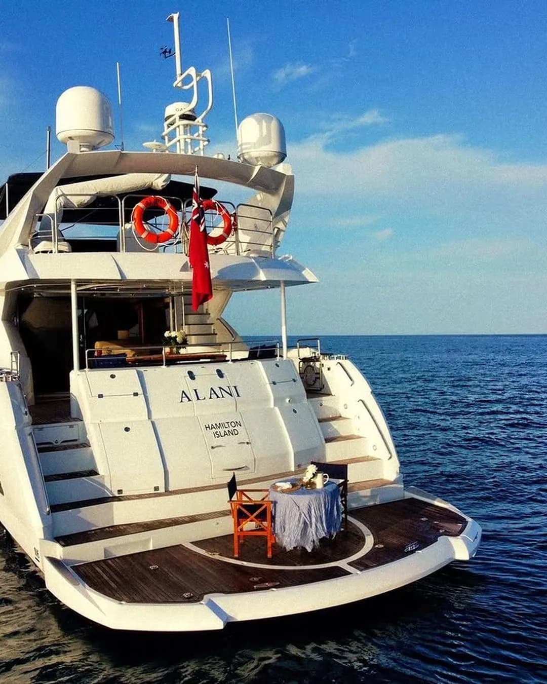 Alani, HAMILTON ISLAND